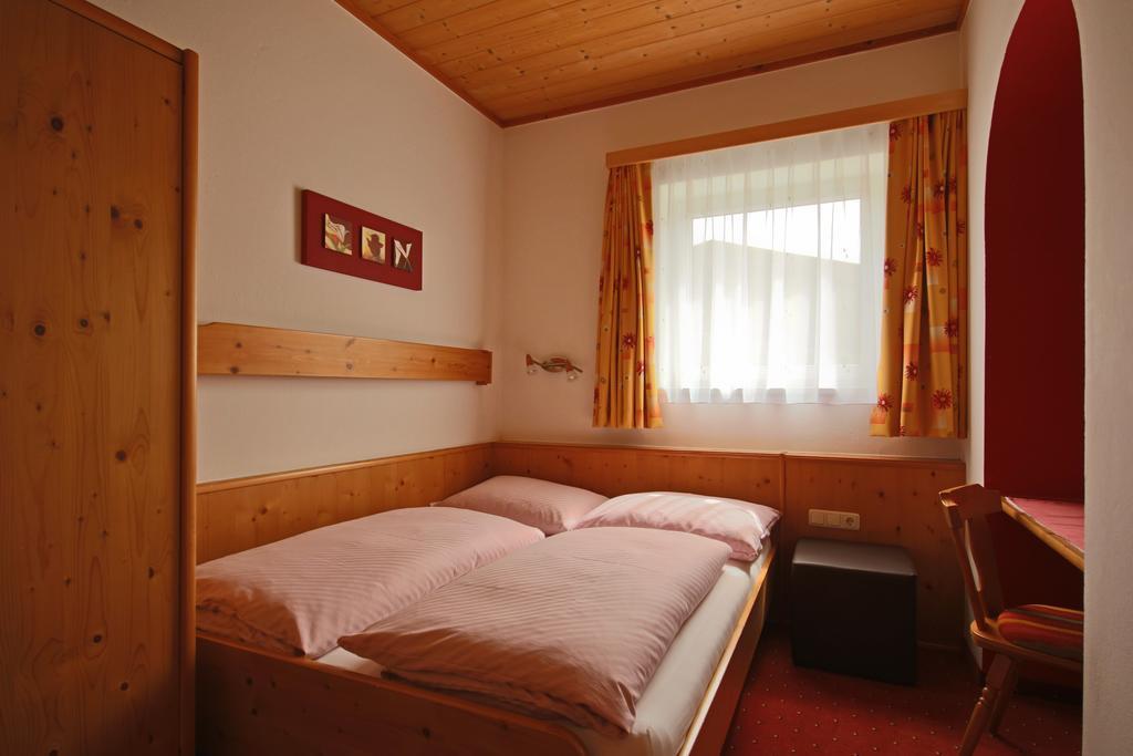 Pension Riedlsperger Saalbach-Hinterglemm Pokoj fotografie