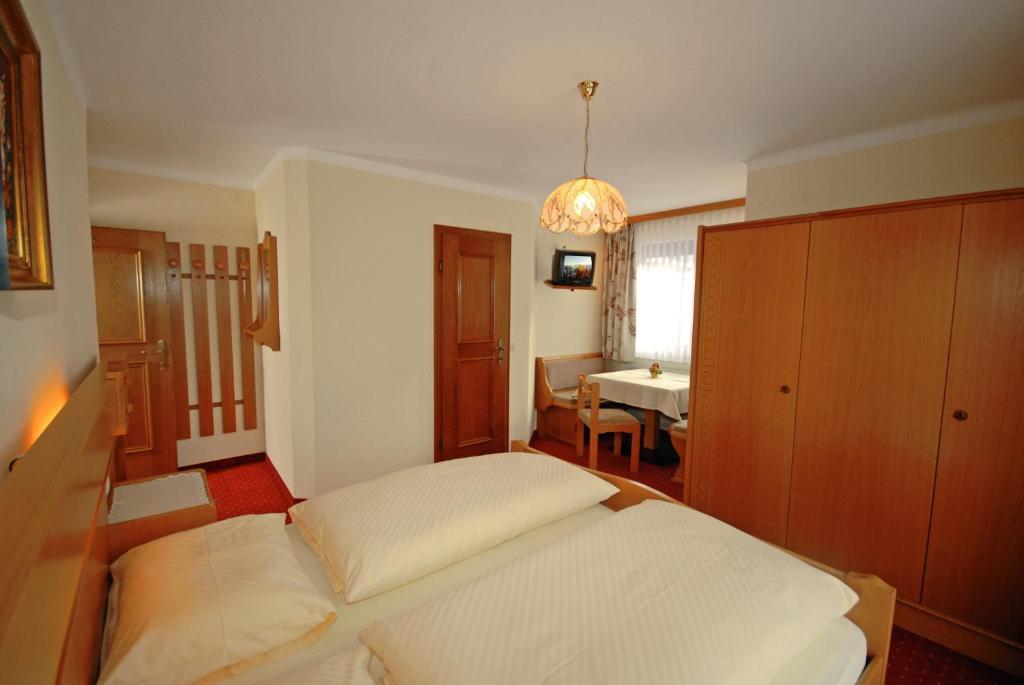 Pension Riedlsperger Saalbach-Hinterglemm Pokoj fotografie
